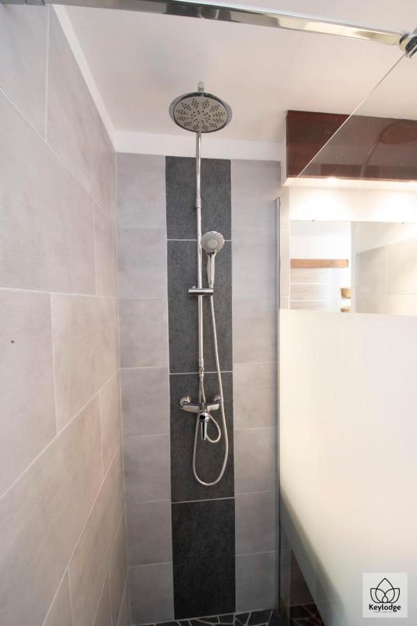Le Vetiver 3 Etoiles - 30M2 - Renove Avec Vue Mer - 10' De L'Aeroport Sainte Clotilde Exterior photo